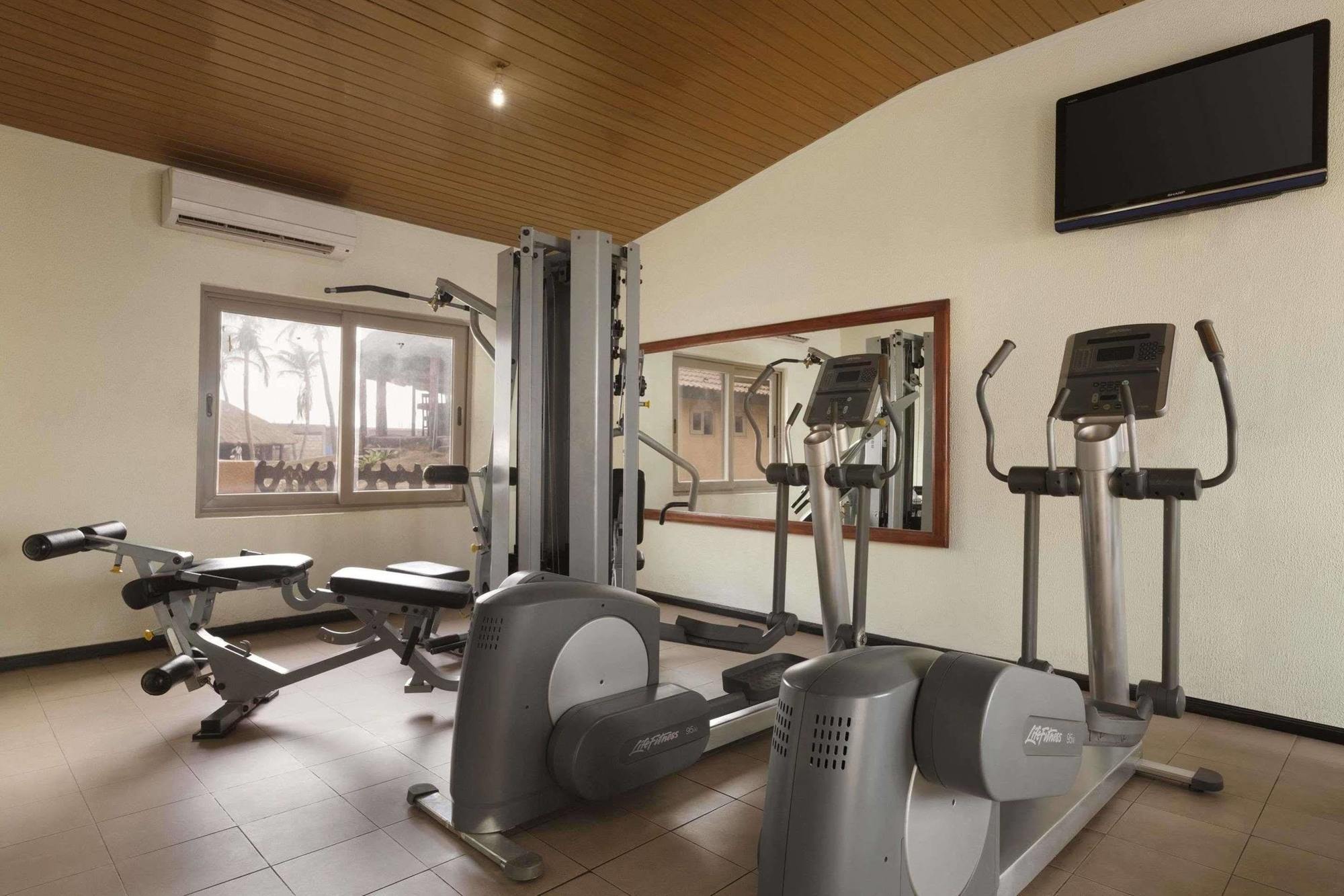 Ramada Resort Accra Exteriér fotografie